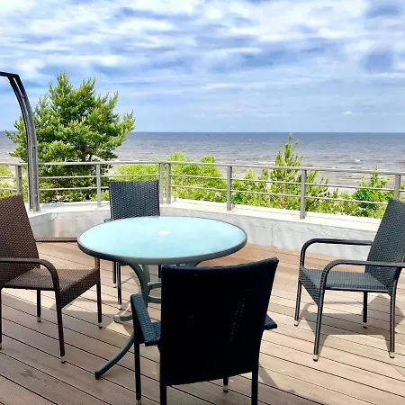 Sea View Townhouse Дом отдыха Юрмала